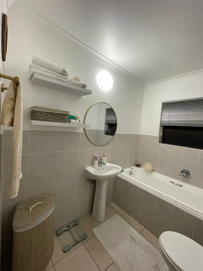 To Let 2 Bedroom Property for Rent in Vredekloof East Western Cape